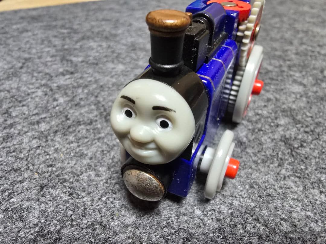 きかんしゃトーマス 木製玩具 「ファーガス (Fergus) 」 - メルカリ