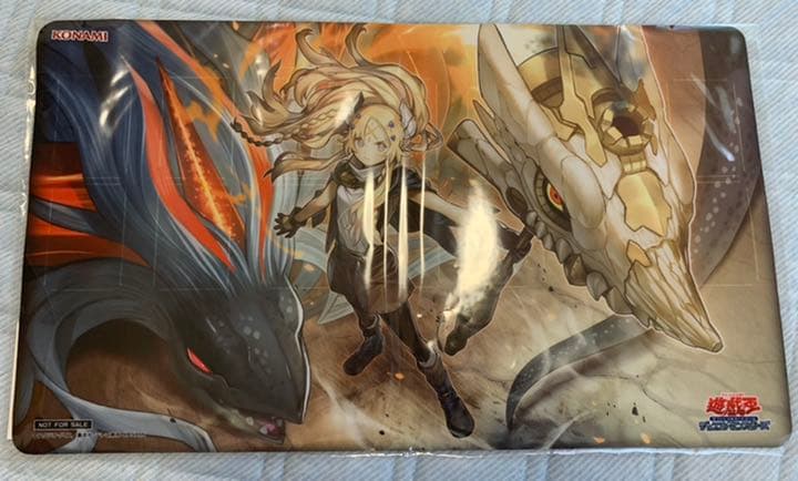 遊戯王 白の聖女エクレシア プレイマット