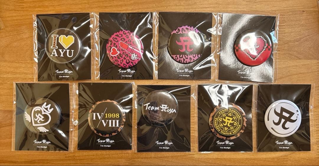 浜崎あゆみスクラッチ 缶バッジコンプリートセット - メルカリ