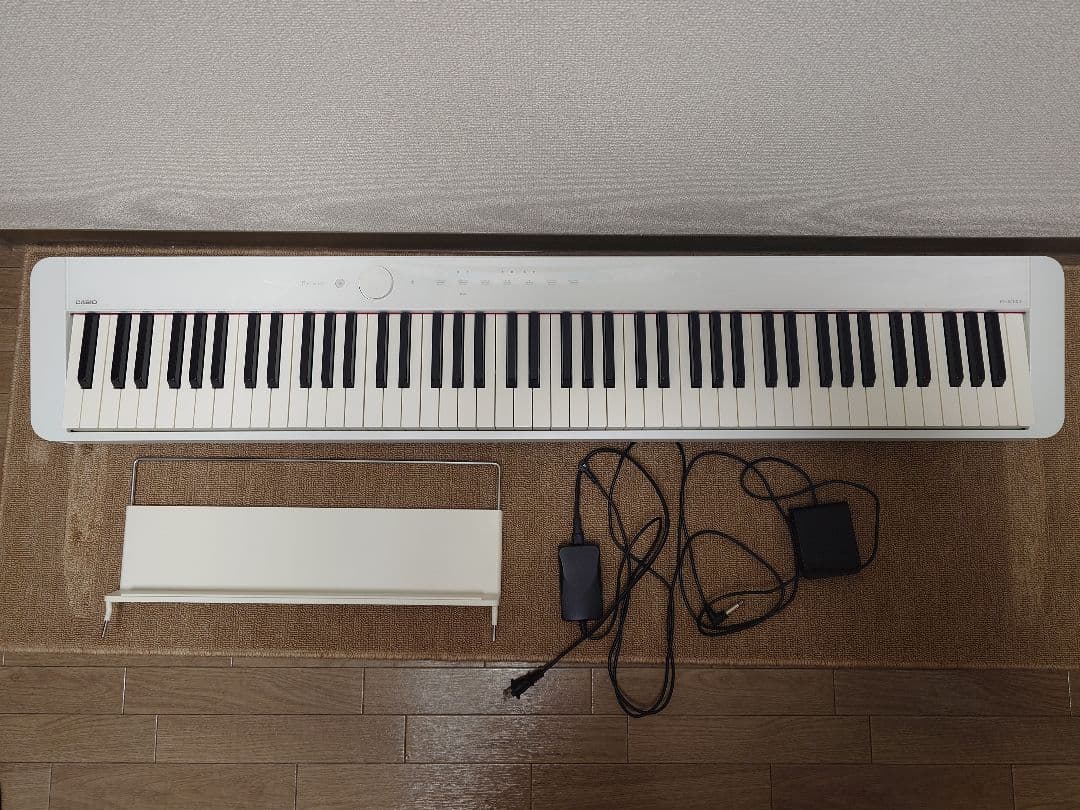 CASIO 電子ピアノ　Privia　2019年製 PX-S1000　ホワイト Casio Privia PX-S1000 Digital Piano - White | Sweetwater