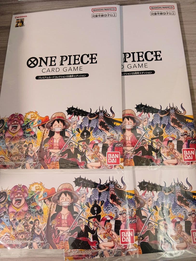 ONEPIECE CARD プレミアムカードコレクション25周年 4冊 ONE PIECE』25周年記念イベントで販売された「ONE PIECEカードゲーム