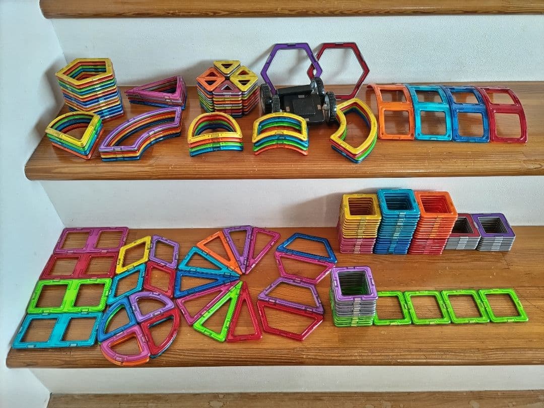 【正規品】マグフォーマー　大量　212ピース車輪2個 MAGFORMERS ボーネルンド マグフォーマー 車輪セット｜おもちゃ 知育