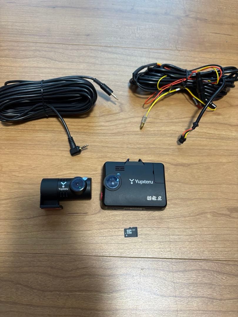 未利用 Yupiteru ユピテルY-118d ドライブレコーダ 32Gメモリ付 Amazon.co.jp: 【日本メーカー/ユピテル/Y-118d】Web限定 ドライブ