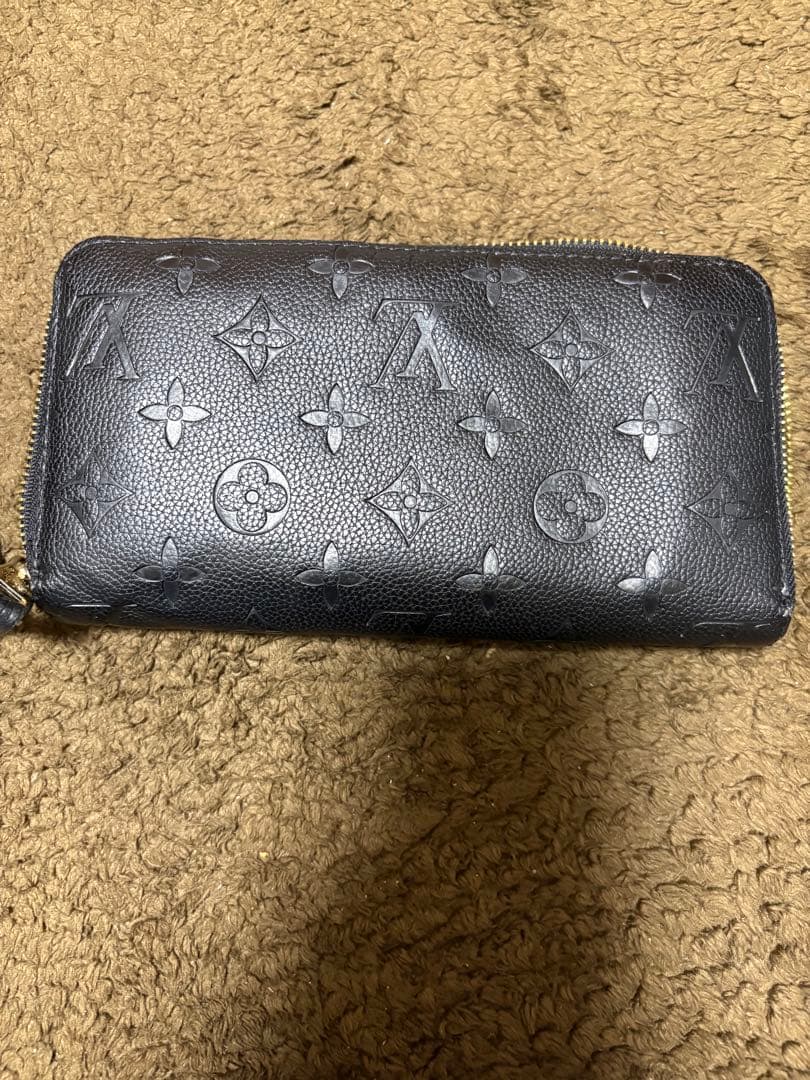 Louis Vuitton 長財布 ブラック 値下げ可能です