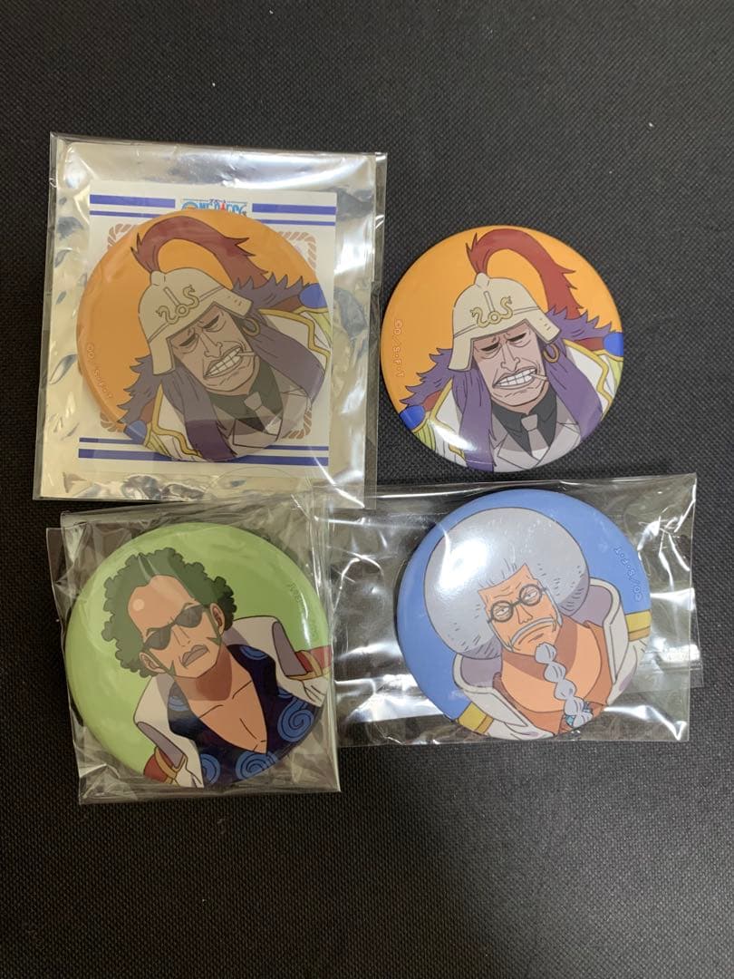 ワンピース 海軍組織図缶バッジ - メルカリ