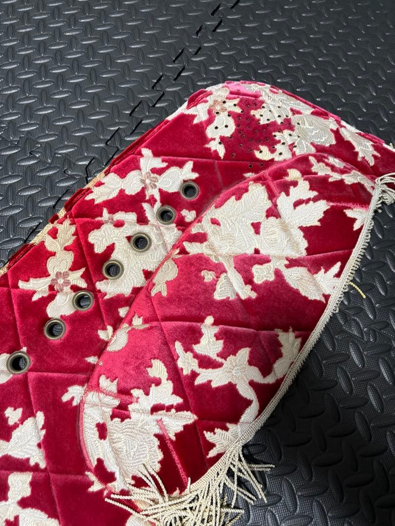 グランドプロフィア用 ダッシュマット ネオプリンセス 禁煙車 - メルカリ