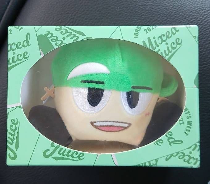 WEST.(ジャニーズWEST)ぶらさげるヤツ 神山智洋 - メルカリ