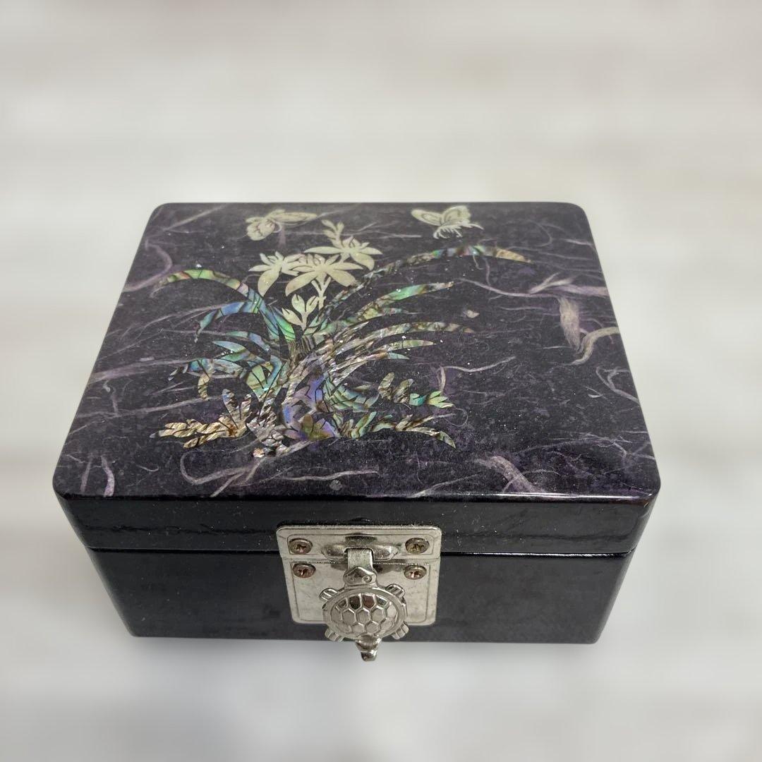 韓国 伝統工芸 螺鈿細工 ジュエリーケースミラー付き - メルカリ