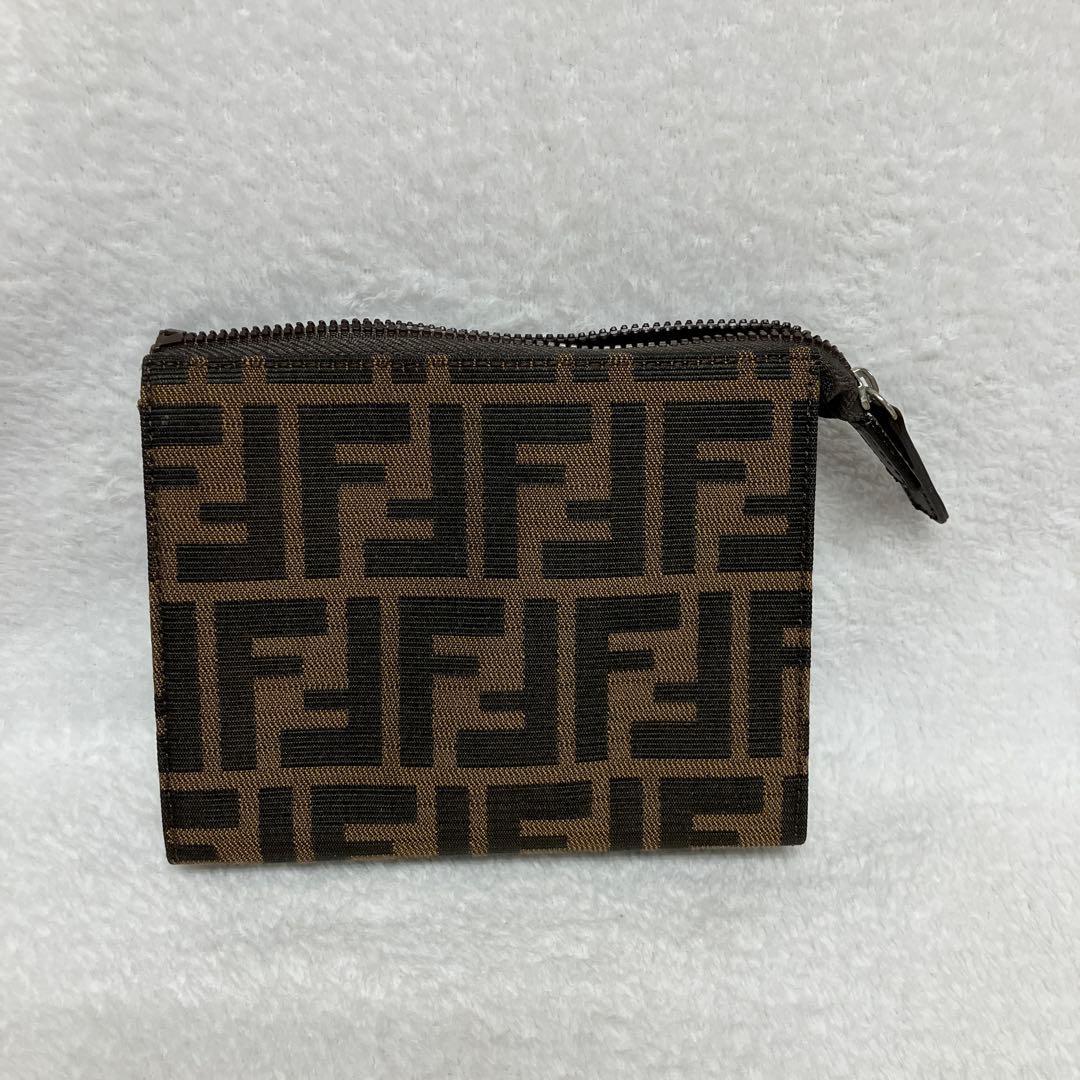 FENDI フェンディ　ポーチ　ズッカ柄
