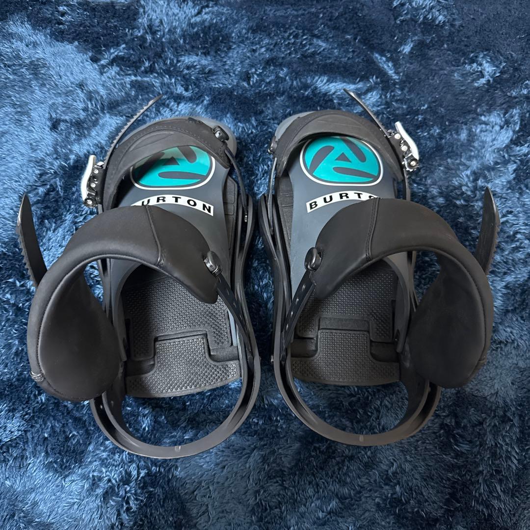 19 BURTON Retro collection clutch (M) - メルカリ