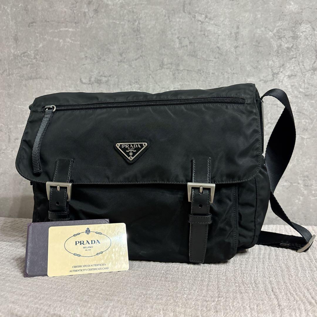 プラダ 三角ロゴ メッセンジャーバッグ ナイロン ブラック ギャランティ