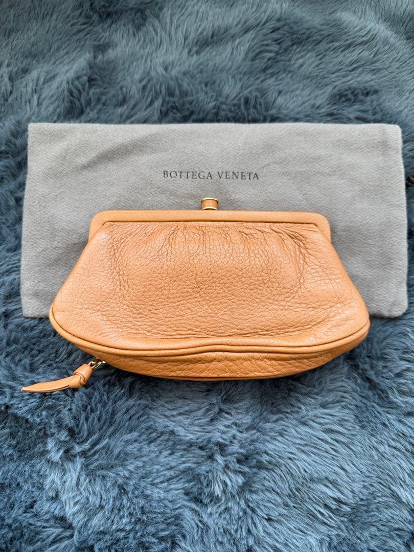 Bottega Veneta キャメルレザーポーチ