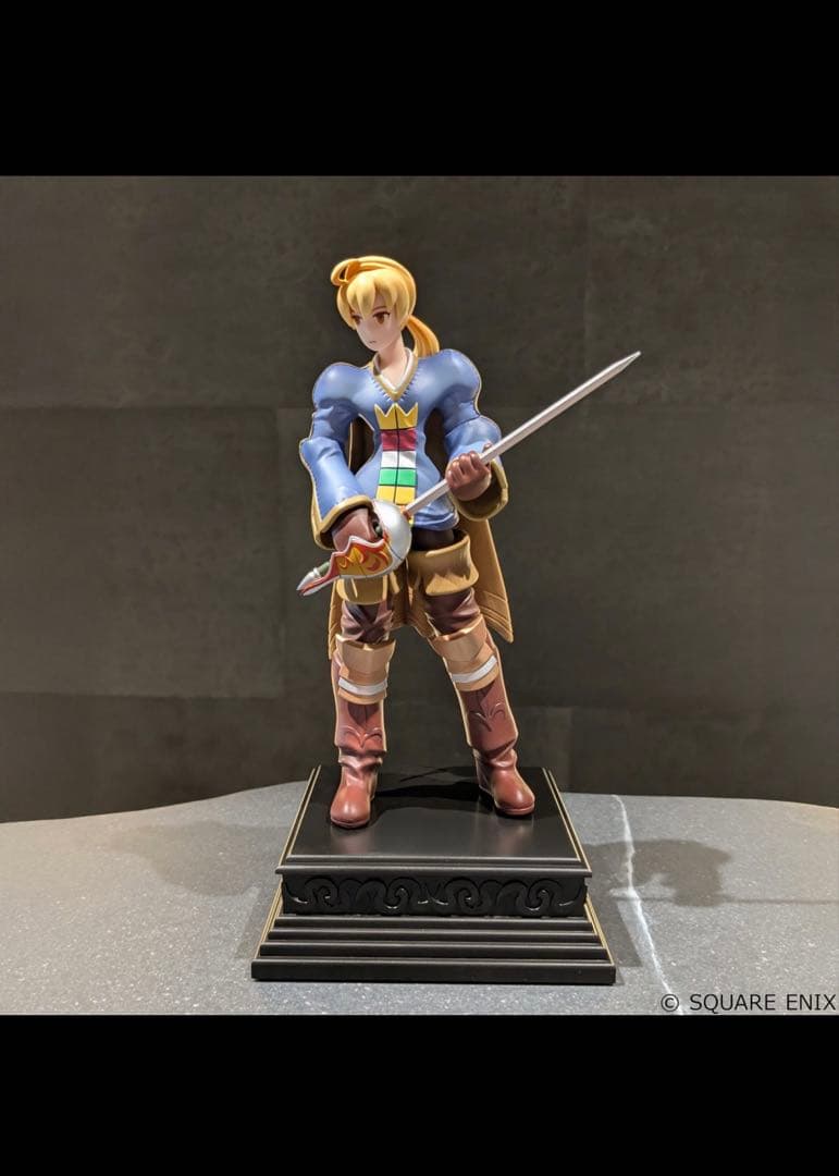 ファイナルファンタジータクティクス　FFT 特別装丁版限定フィギュア　ラムザ