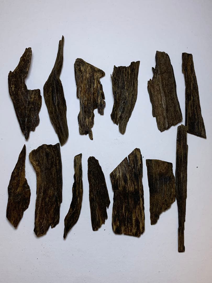 香木 インドネシア産 黒タニ10.221g  最高級沈香 お香 沈香 伽羅 香道