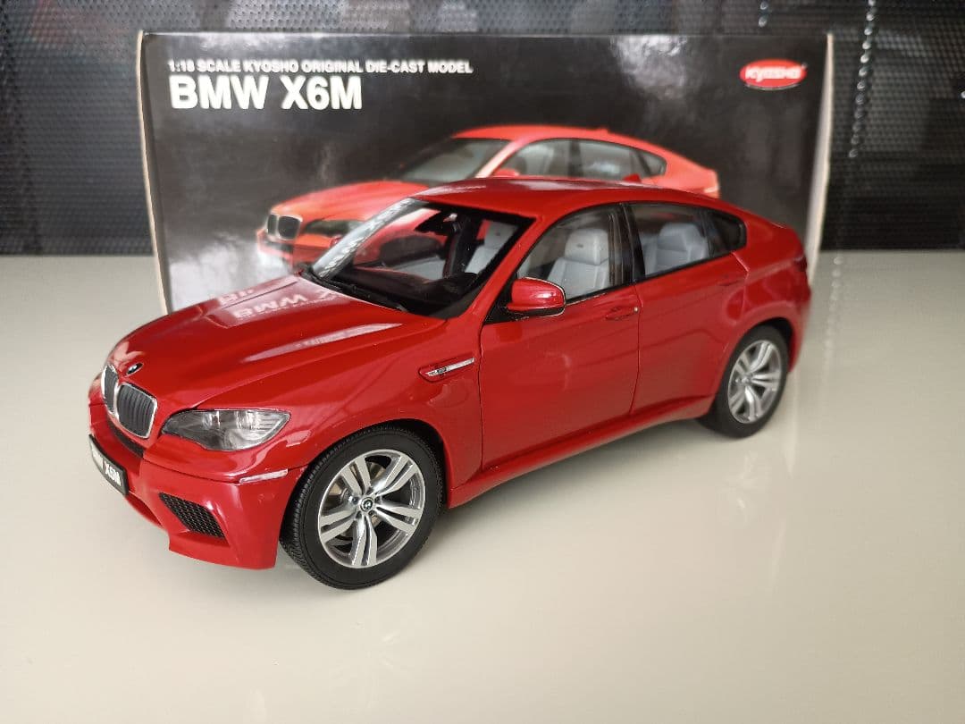 京商 kyosho  X6M E71M 2009 1/18