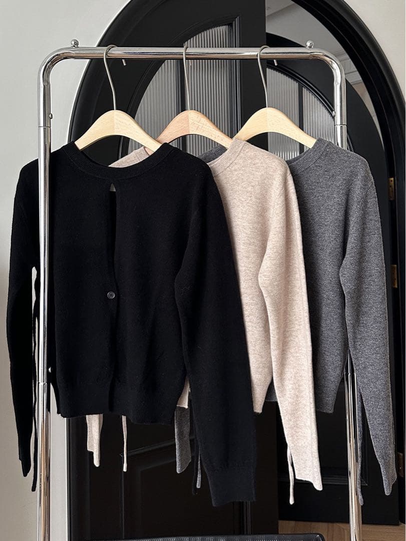 Suzu×CLANE W FACE CENTER SLIT KNIT TOPS - メルカリ