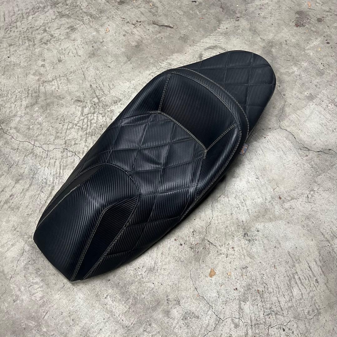 PCX JF81 ローダウンシート キルティング ブラック