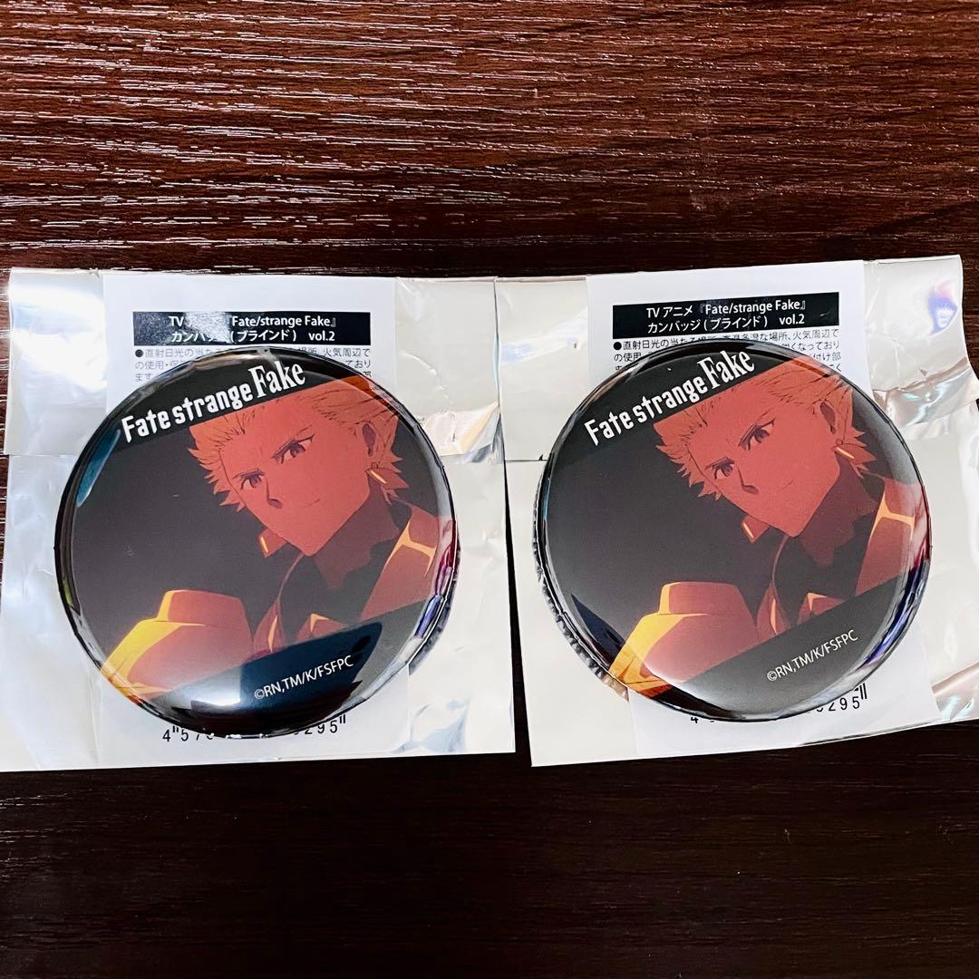 Fate strange Fake 缶バッジ ギルガメッシュ 場面写 2点 - メルカリ