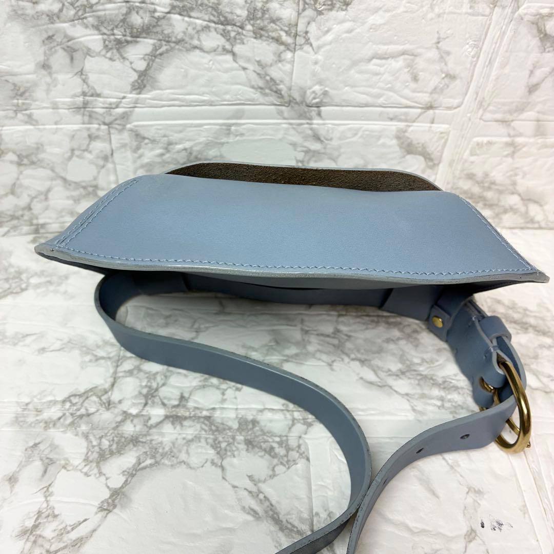 IL BISONTE カウハイド レザー ボディバック ウエストバッグ ブルー