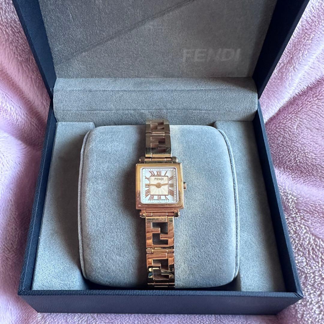 FENDI クアドロミニ 腕時計