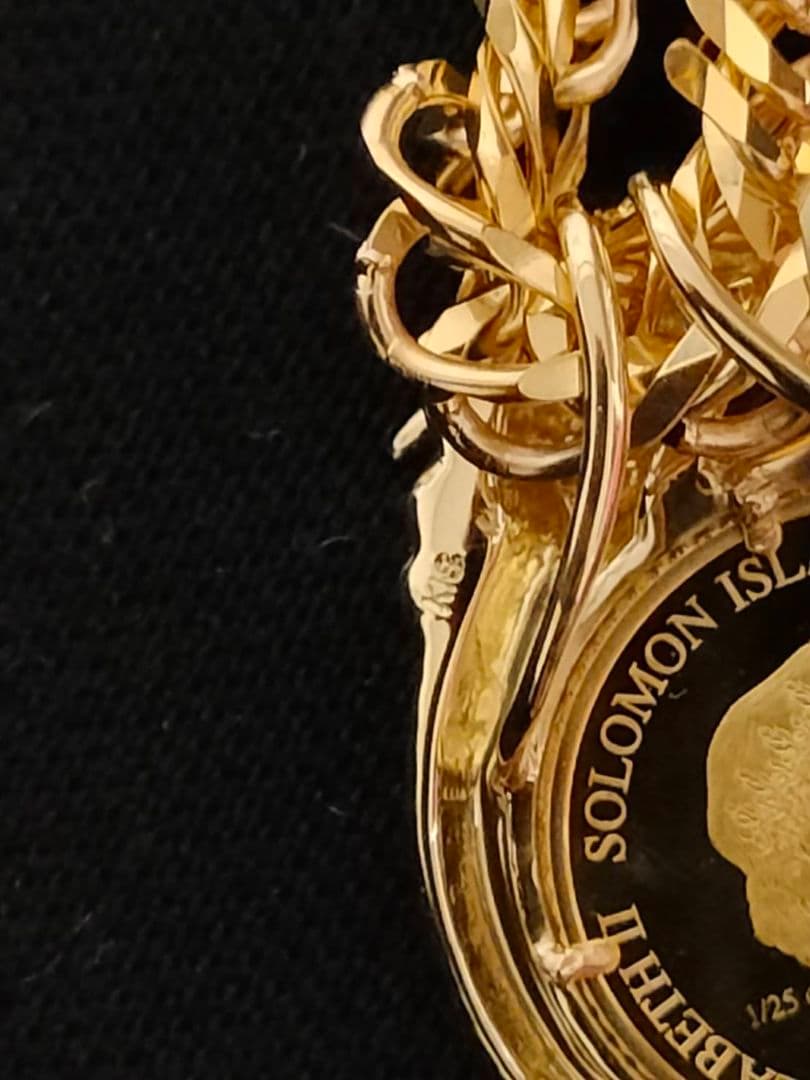 18Kドラゴン枠 馬25/1onz ネックレストップ