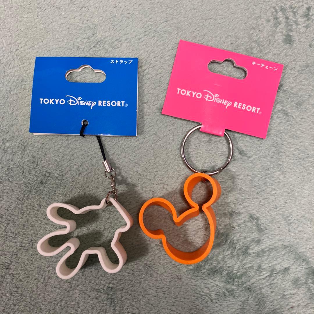 東京ディズニーリゾート キーチェーンとストラップセット - メルカリ