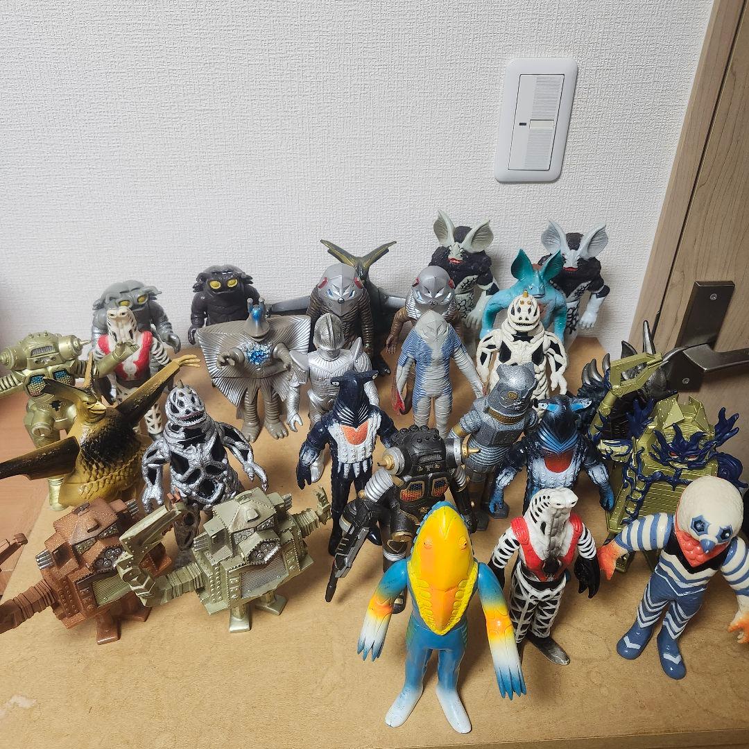 ウルトラマン怪獣ソフビ28体セット 即購入OK】ウルトラ怪獣 ウルトラマン ソフビ 円谷プロ バンダイ