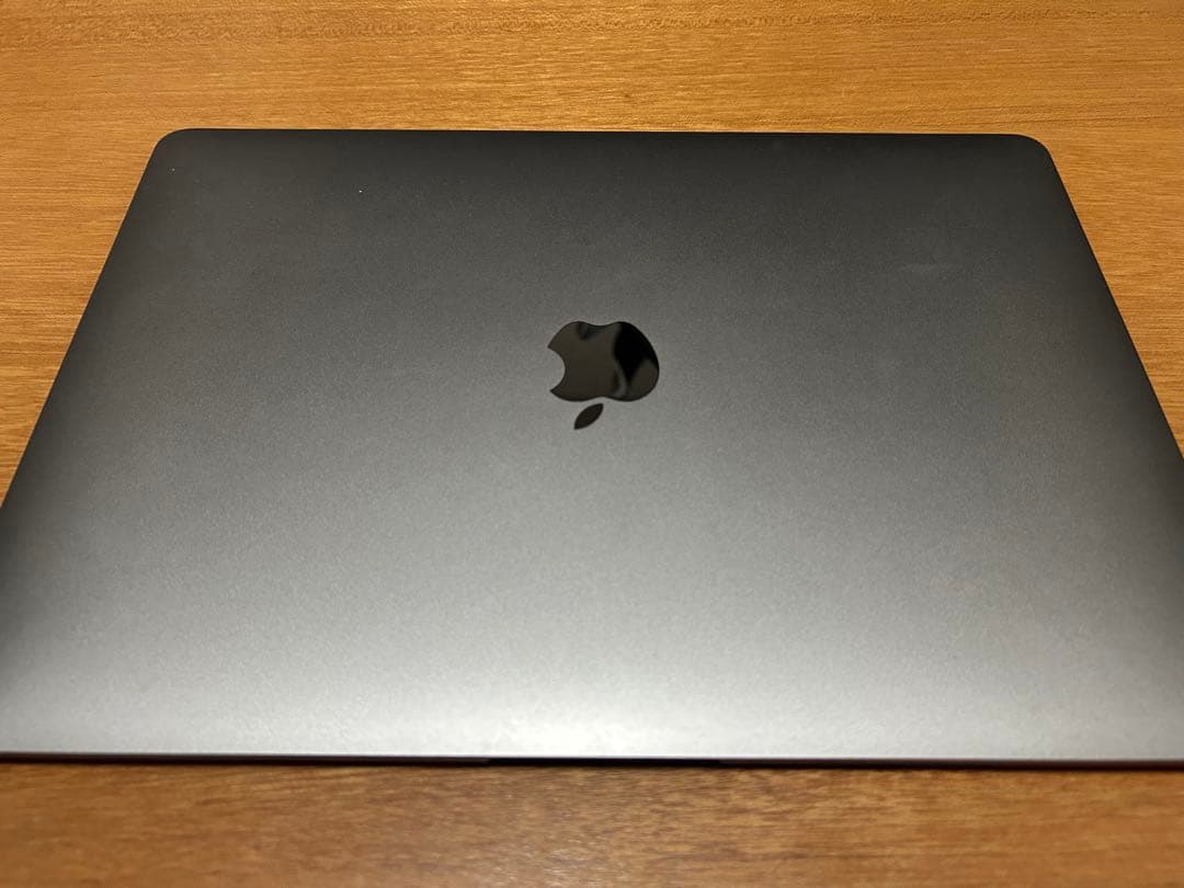 MacBook Air (Retina, 13-inch, 2019) 本体