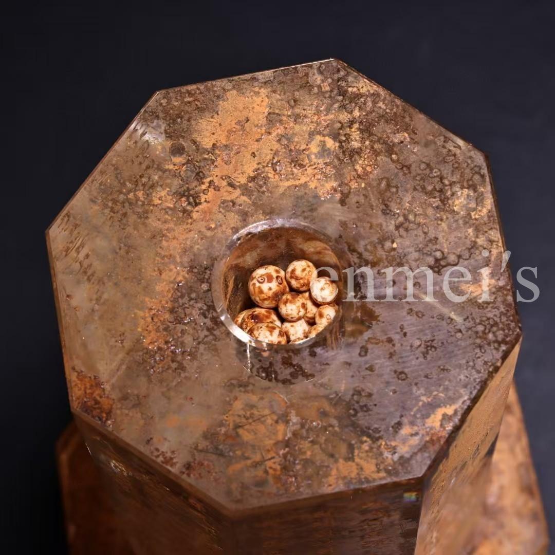 中国古美術·古水晶彫刻款・描金・釈迦牟尼仏祖 舍利塔 セット・金剛