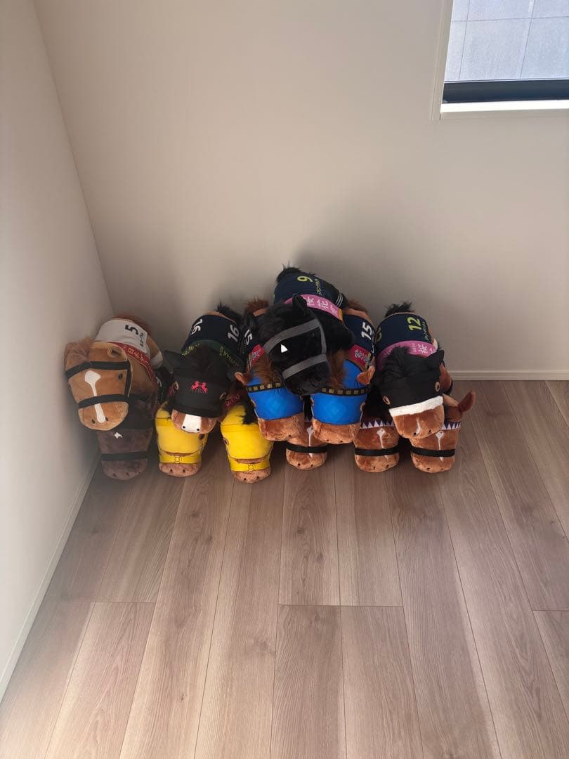 馬のぬいぐるみ 12体