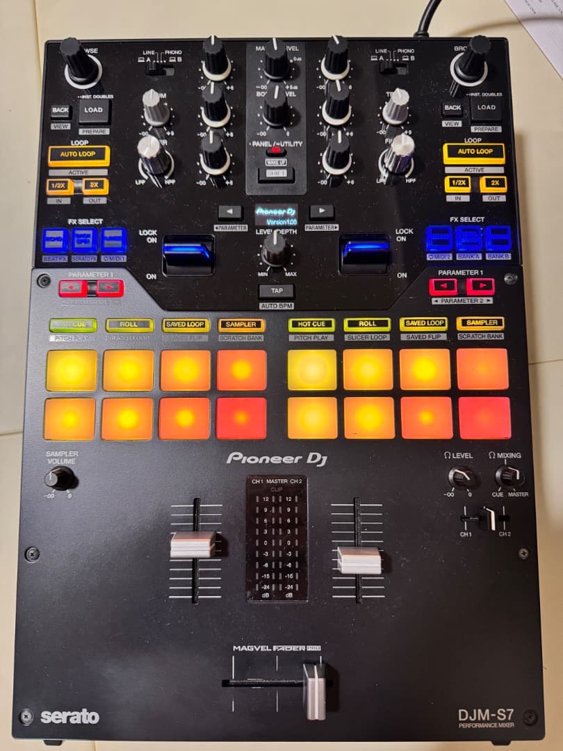 DJ機材 Pioneer djm s7 + deck saver