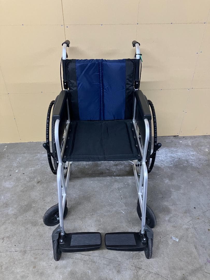 【直接取引歓迎 ：さいたま市】 MIKI 自走用車椅子 EST-1#L10