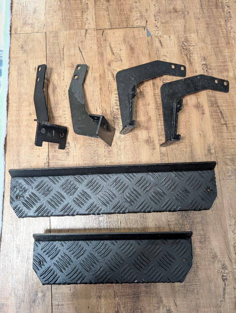 ハートランド デリカD:5用 サイドステップ 片側のみ