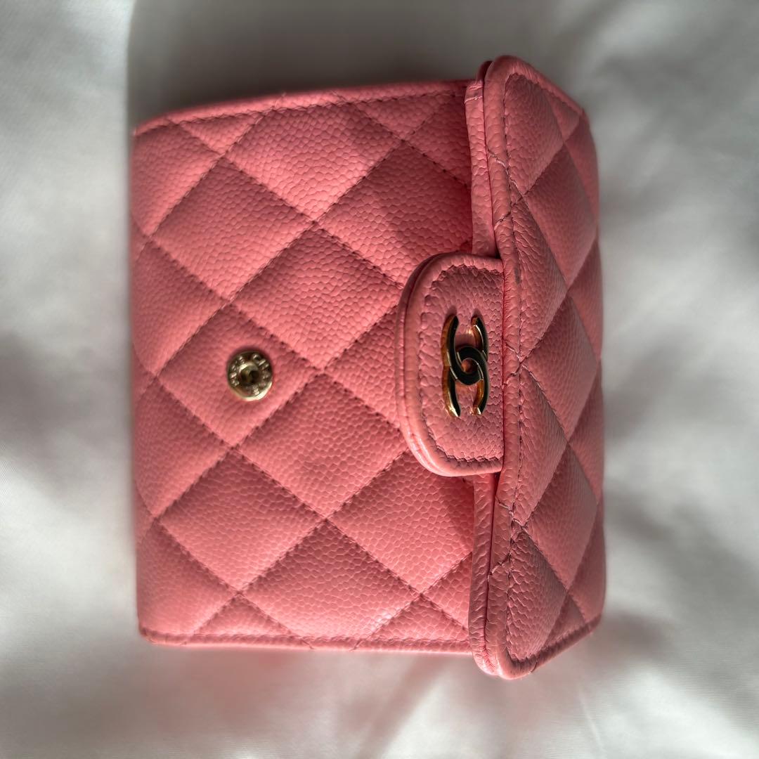 CHANEL 二つ折り 財布 ピンク キルティング - メルカリ