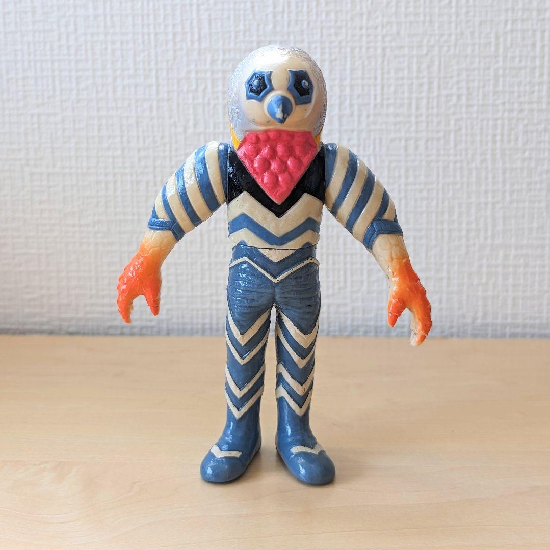 旧ウルトラ怪獣シリーズ ガッツ星人 エレキング メトロン星人 ソフビ3