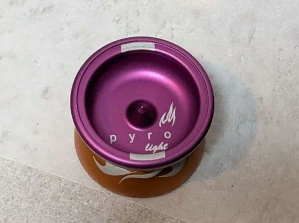 pyro light ヨーヨー