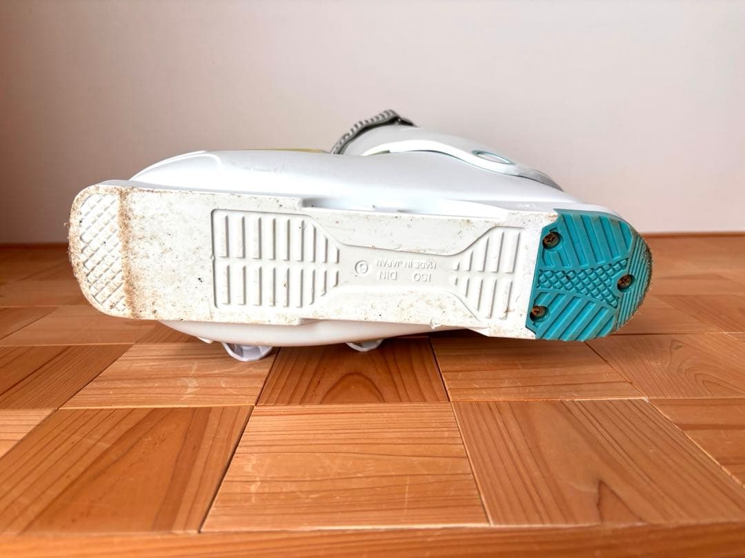 GENFACTORYスキー ブーツ(女性用) 25~25.5cm ホワイト