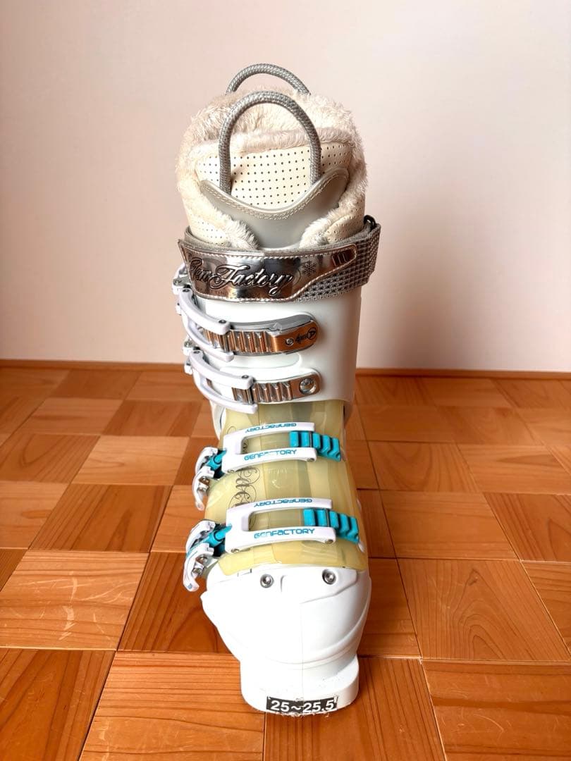 GENFACTORYスキー ブーツ(女性用) 25~25.5cm ホワイト