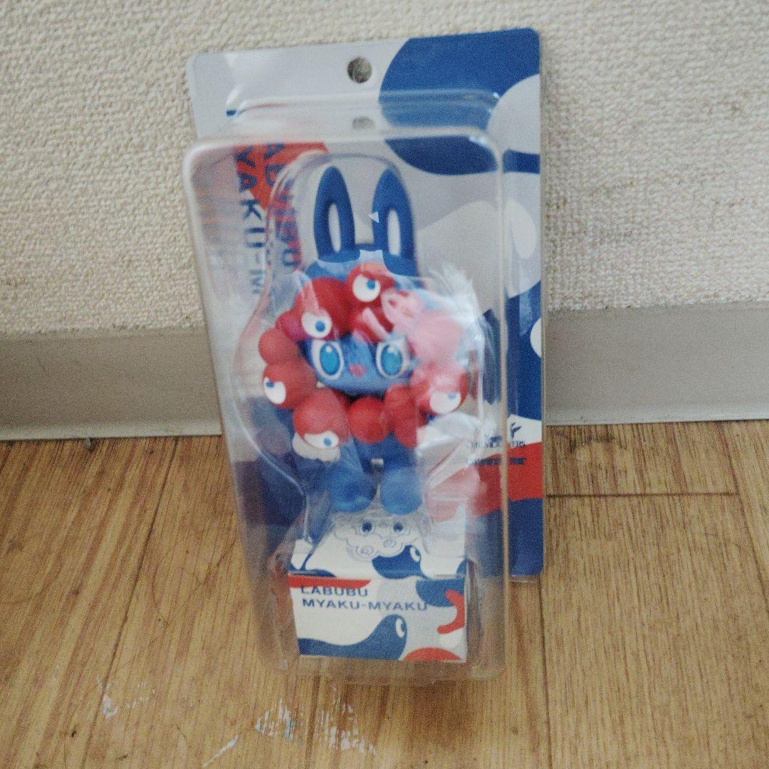 ミャクミャクラブブ限定品 とんでもないコラボ…万博限定「ラブブ×ミャクミャク」新グッズ誕生