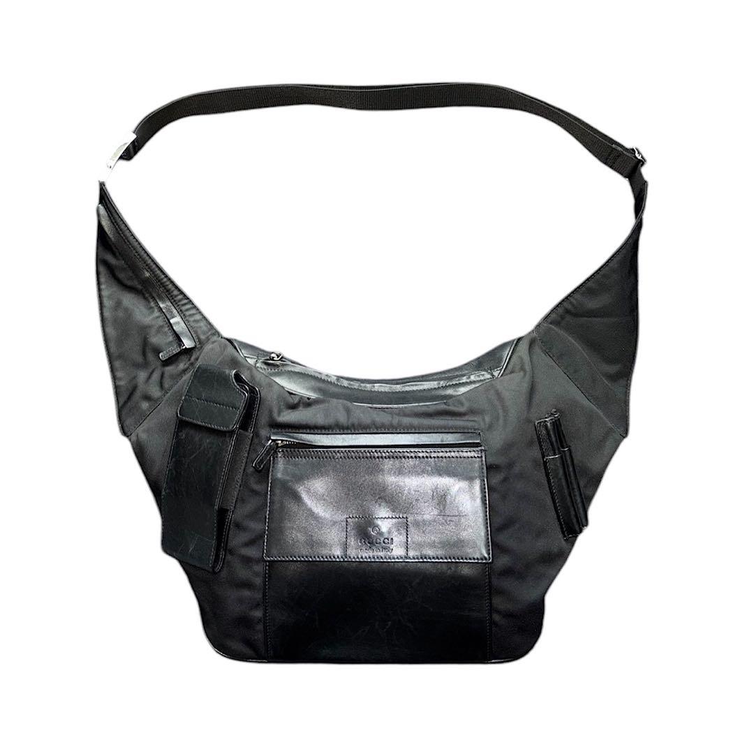 GUCCI 00s トムフォード期 レザー ボディバッグ