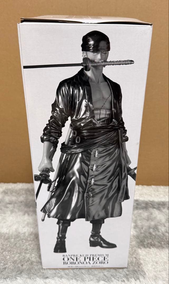 バンプレくじ PREMIUM ワンピース ゾロ A賞ブラシカラー - メルカリ