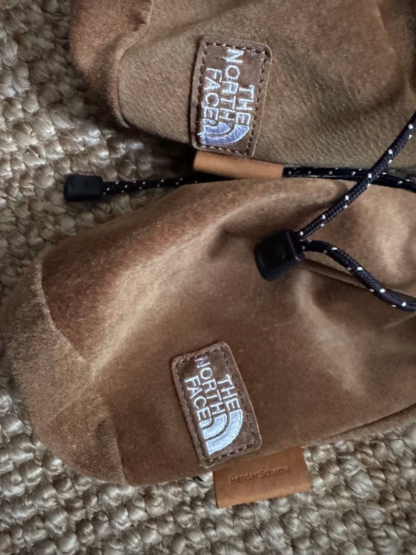 Y*i様 hender scheme×the north face レザーポーチ - メルカリ