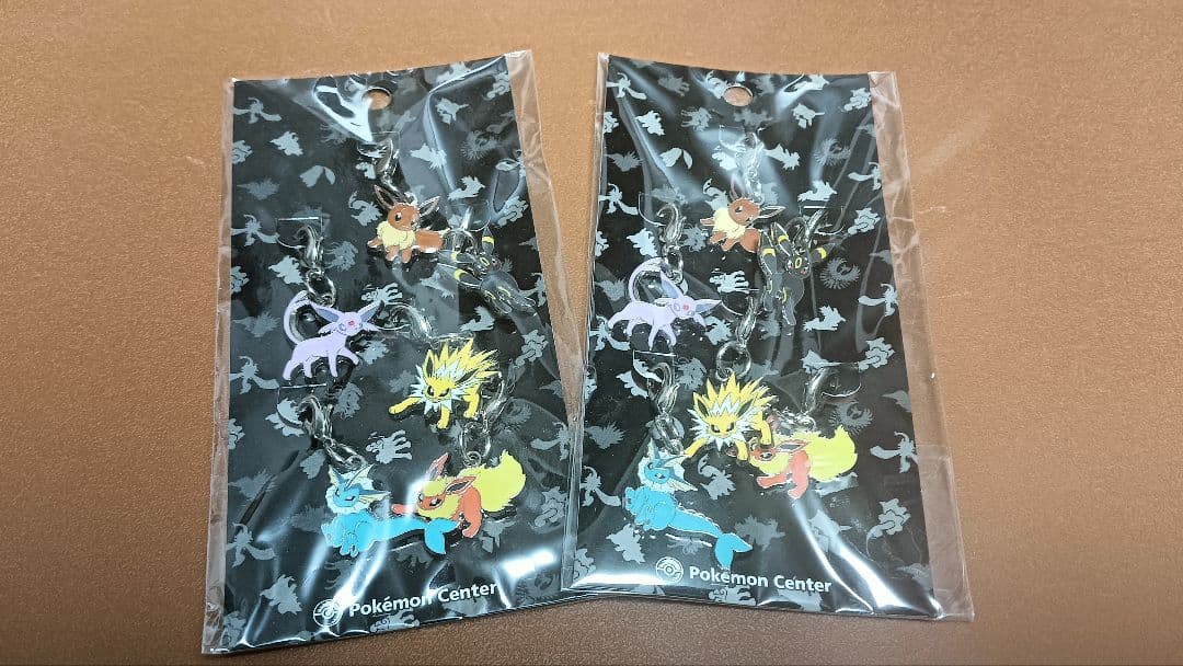 ポケモンイーブイコレクション メタルチャーム ２個セット 新品