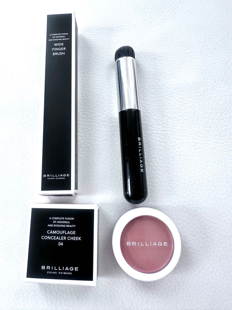 BRILLIAGEカモフラージュコンシーラーチーク04&ワイドフィンガーブラシ