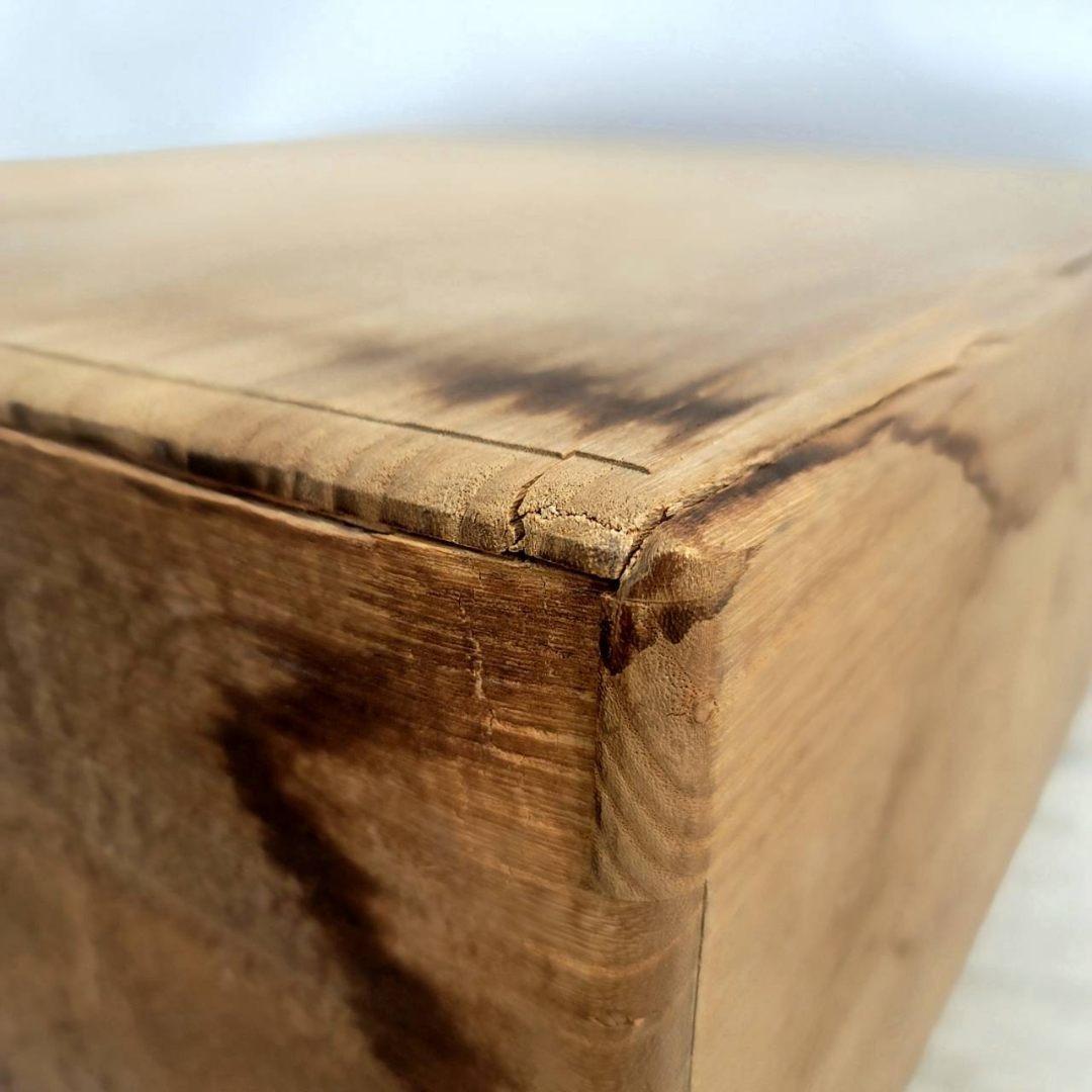 良品】碁盤 5寸8分 板目 木裏 ヘソ付き 33号 蛤碁石付き - メルカリ