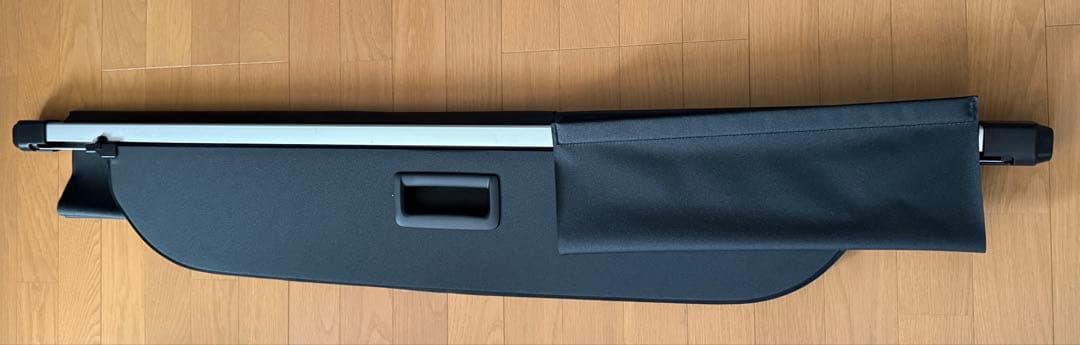 アウトランダー　三菱純正　トノカバー