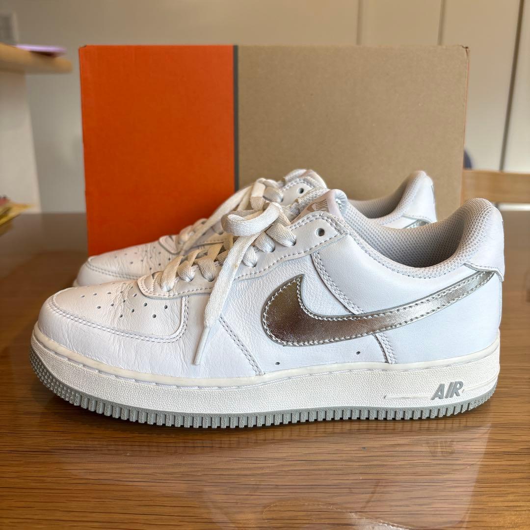 NIKE AIR FORCE 1 LOW RETRO 白×銀 26.0cm
