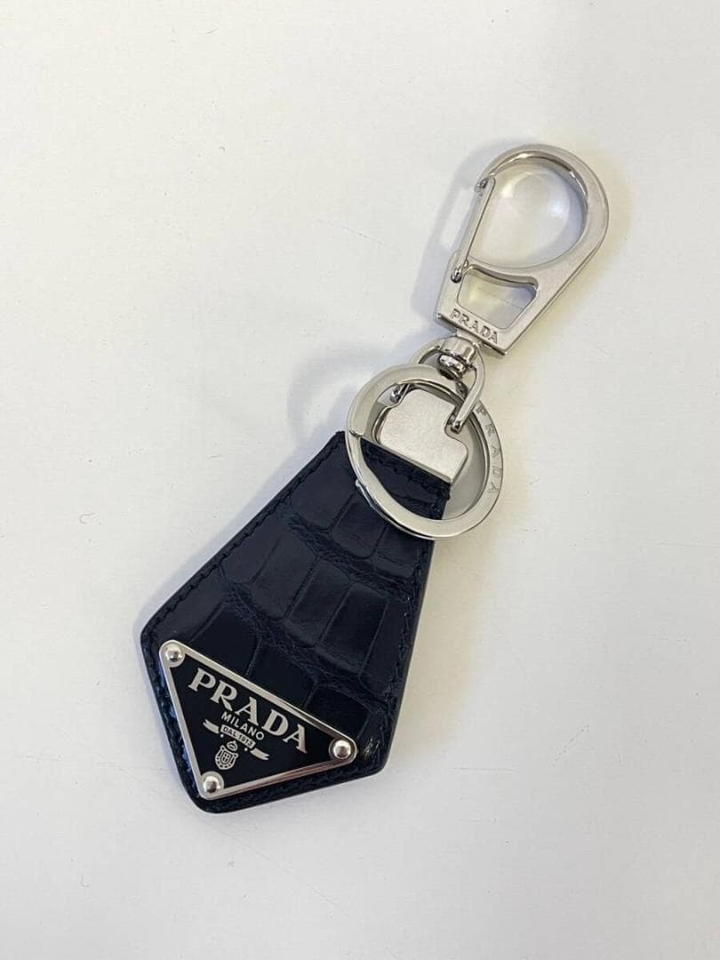 PRADA プラダ★トライアングルロゴプレートクロコダイルレザーキーリング