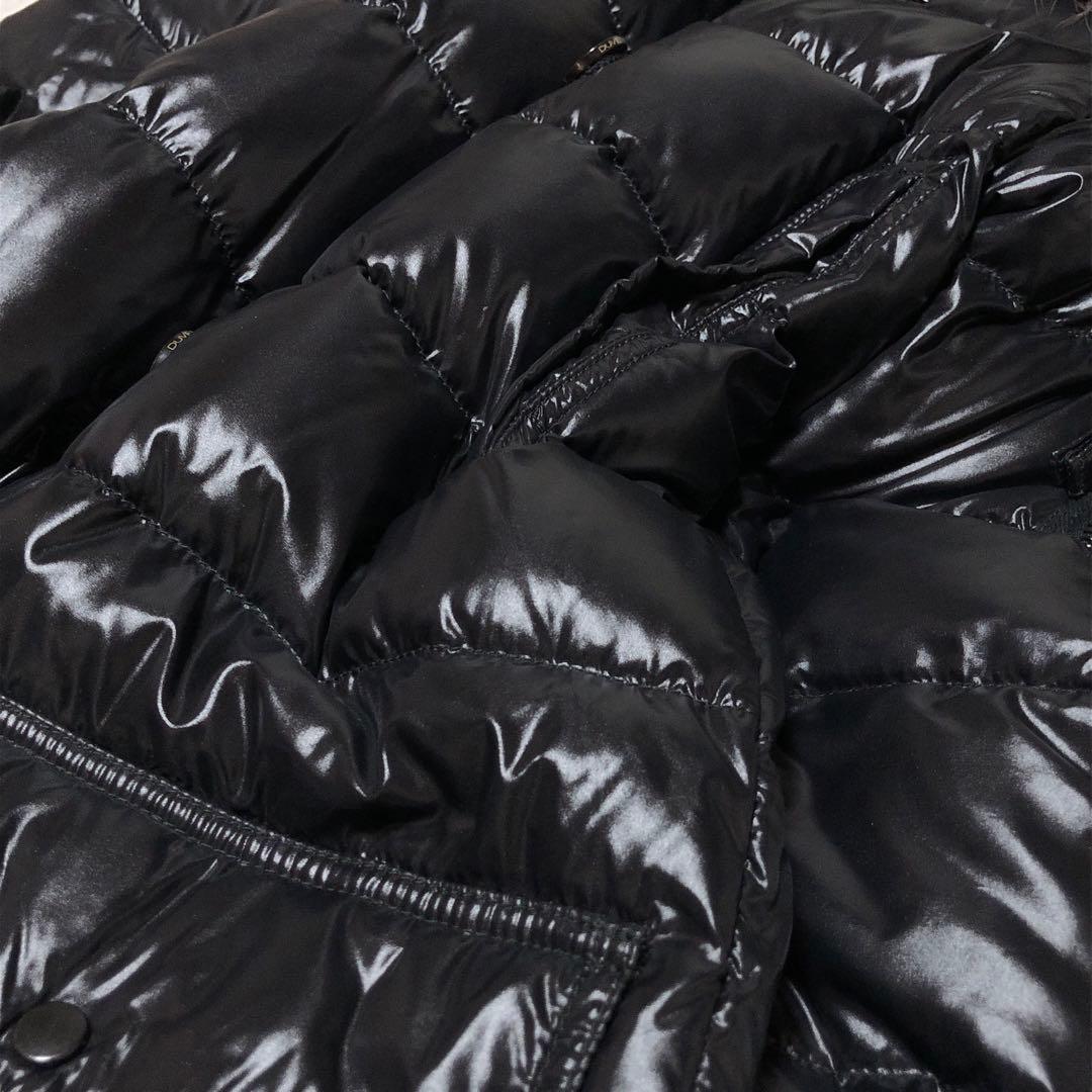 未使用級 デュベティカ ダウンコート corcira ラクーンファー 黒 40