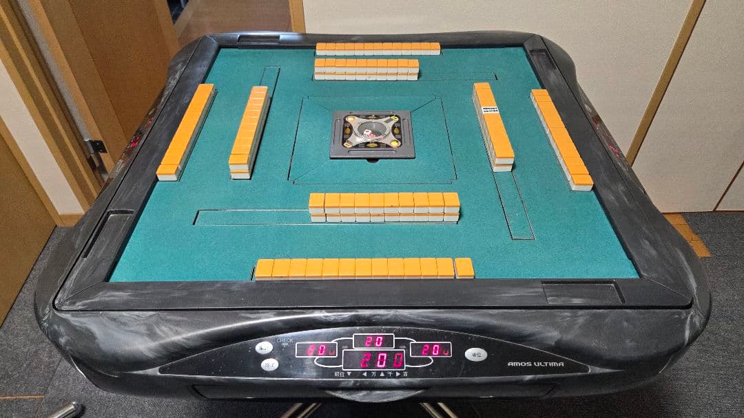 アモスアルティマ 自動配牌機能付き麻雀卓 整備済み Yahoo!オークション -「全自動麻雀卓 アルティマ」の落札相場・落札価格